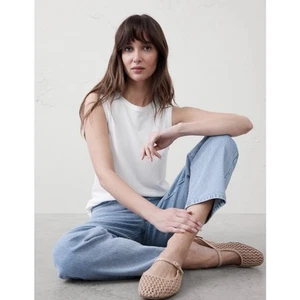 Banana Republic Timeless Intemporel White Sleeveless Cotton Muscle Tank Top Sz M - Picture 1 of 8