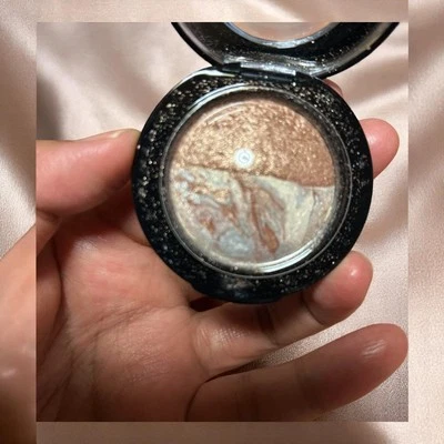 MAC Mineralize Eye Shadow Duo Brown 2g Compact Makeup 100% authentic - Image 1 of 4