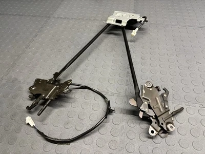 02-10 Lexus SC430 Convertible Left  Right Top Roof Lock Latch Actuator Motor - Image 1 of 4