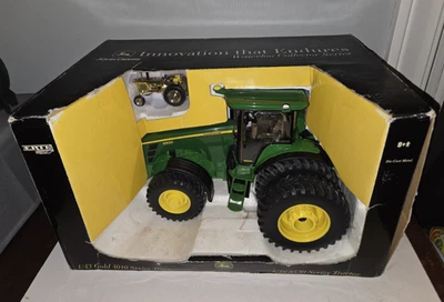 John Deere 8530 MFWD Tractor 1:16 with GOLD 4010 1:43 Tractor ERTL Diecast - Image 1 of 4