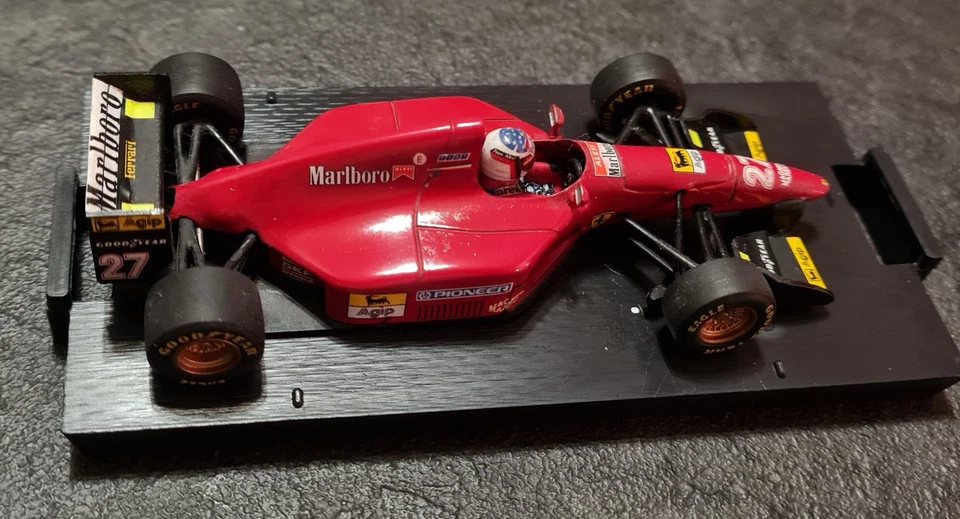Modellino F1 1:43 Ferrari 412 T2 1994 – Jean Alesi - Minichamps - Immagine 1 di 4