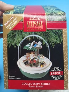 Hallmark Keepsake Magic Light & Motion Ornament Forest Frolics 1991 - Bild 1 von 13