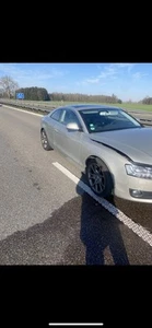 Audi A5 3.2 FSI quattro - Unfallfahrzeug - Bild 1 von 10
