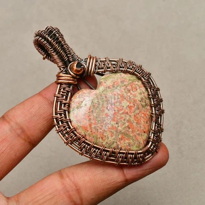 Ciondolo gioiello fatto a mano in filo di rame con pietra preziosa Unakite 2,83" - Immagine 1 di 4