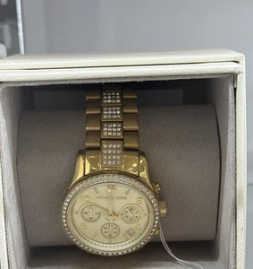 Michael Kors Runway Pave Gold-tone Watcg - Picture 1 of 1