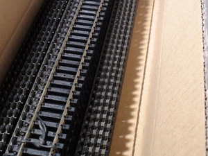 HO ATLAS # 168 CODE 100 BLACK TIES SUPER FLEX TRACK 25 PCS - Picture 1 of 8