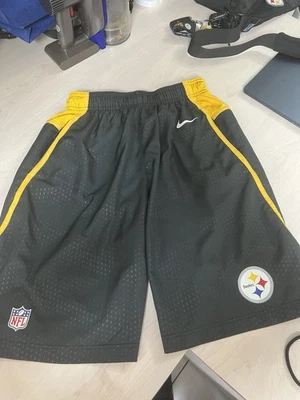 Pittsburgh Steelers Men’s Nike Dri-fit Shorts Size Med (Run Bigger Inseam 10.5”) - Image 1 of 4
