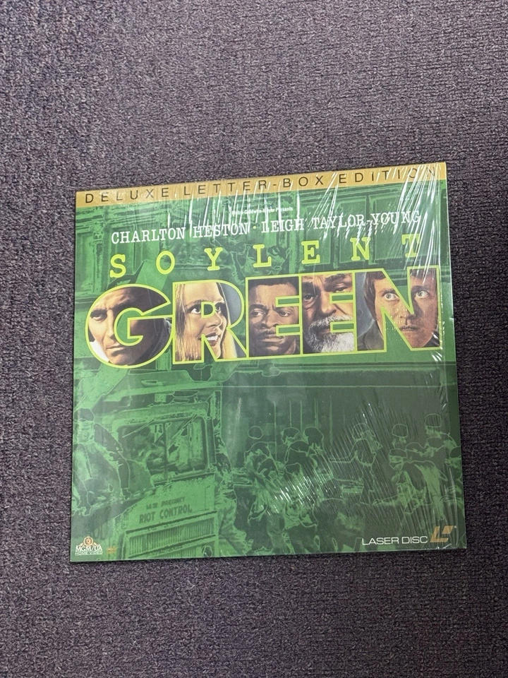 SOYLENT GREEN - CHARLTON HESTON - DELUXE LETTER BOX EDITION - LASERDISC - Image 1 of 1