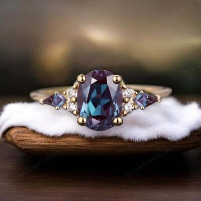 14k Yellow Gold 8x6 MM Oval Cut Alexandrite Cubic Zirconia Cluster Wedding Ring - Image 1 of 4