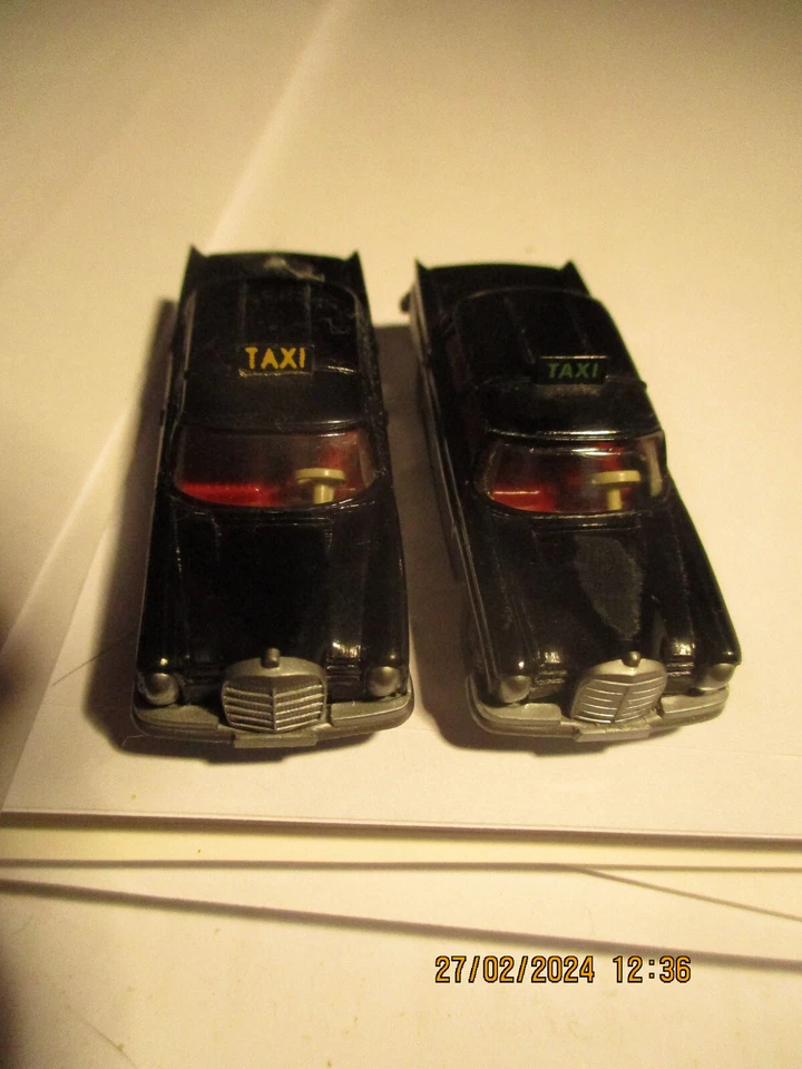 RE-WIKING -  2xMB 220 S TAXI - 1 TAXISCHILD GRUN - 1 TAX. GELB - Immagine 1 di 4