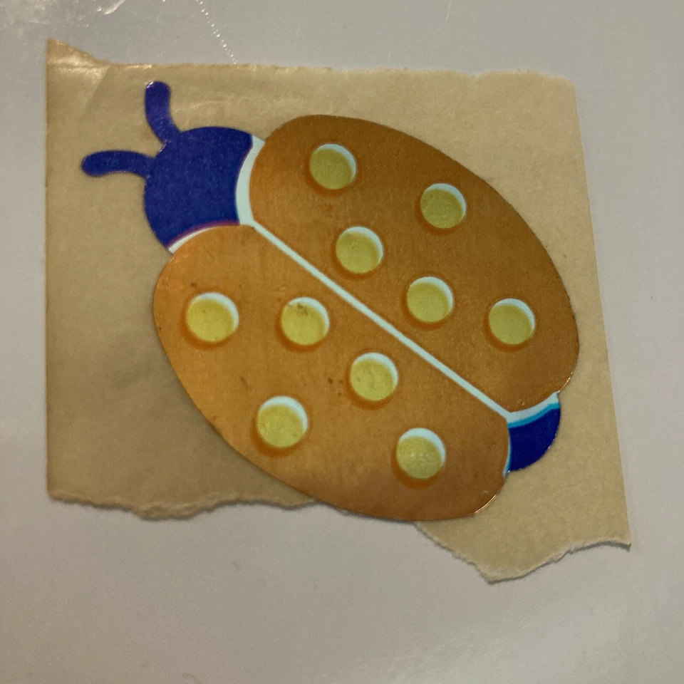"Pegatina Ladybug brillante de 2"" de lámina naranja y púrpura vintage de Hambly" de la década de 1980 Foto 1 de 1