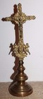  très ancien crucifix et son christ en bronze a décor d angelots.  