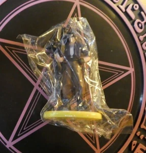 FINAL FANTASY COCA COLA U.RARE LIMITED FIGURE/FIGURINE 12 LAGUNA LOIRE RARE NEW - Picture 1 of 3