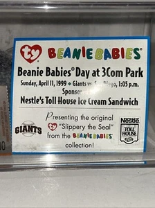 Ty Beanie "Slippery" MWMT inkl. Game Day Ticket Stub und Original Promo Card - Bild 1 von 6