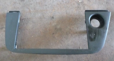 Toyota Camry 10 series 92-97 Radio Surround Trim (B) - image 1 of 2