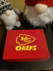 Vintage gestreiftes NFL Bleistift Set mit individueller Vitrine Kansas City Chiefs Fußball - Bild 1 von 4