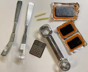 Fahrrad Reparatur Set Flicken Flickzeug Knochen Schlauch Pannenset Reifen e-Bike - Bild 1 von 3