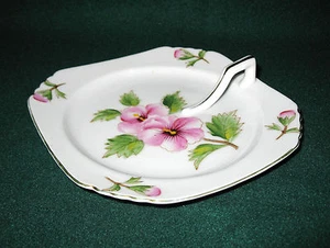 OCCUPIED JAPAN PORCELAIN H.P HIBISCUS NAPPY - Picture 1 of 6