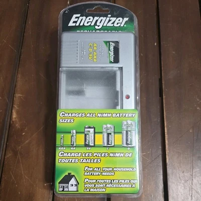 NEW Energizer Rechargeable Universal NiMH Battery Charger NOS  Sealed - Image 1 of 2