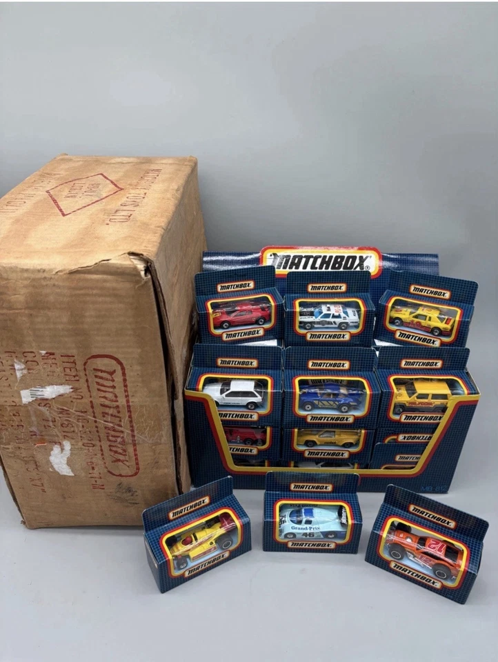Lote de trabajo Matchbox fabricante en caja como nuevo 36 coches superrápidos hechos en Macao 1987 Foto 1 de 4