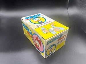 PANINI DONALD STORY BOX 150 PACKETS SEALED SEALED VERY RARE - Picture 1 of 5