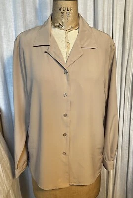 Elementz Womens Beige L Sleeve Tailored Blouse Sz M Pre-owned  - Image 1 of 4