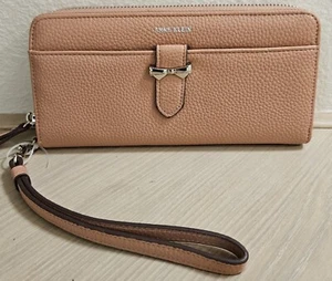 ANNE KLEIN LIGHT PINK SLIM ZIP AROUND WALLET SILVER BOW BUCKLE WALLET WRISTLET - Picture 1 of 8