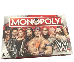Monopoly WWE Edition Gioco da Tavolo Hasbro 2019 Con Copertina John Cena (Rosso) Usato - Foto 1 di 20