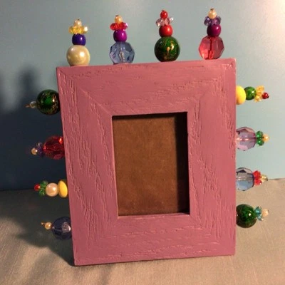 Lindo marco Ganz 4x6 con cuentas sobresalientes, tamaño de imagen 2x3 Foto 1 de 4