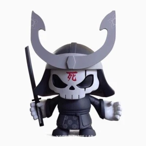 Mighty Jaxx Huck Gee x JPK Skullhead Samurai 22cm Collectibles New Hot Toy Stock - Picture 1 of 4