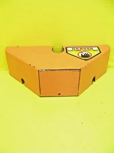 gebrauchte SCAG - OEM Riemenabdeckung mit "Gefahr" Aufkleber 421218, 421219 - Bild 1 von 2