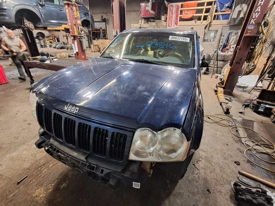 控制台前屋顶无天窗适合 05-10 GRAND CHEROKEE 3738460 — 第 1/4 张图片