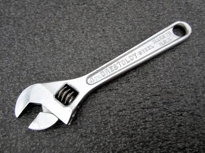 Llave Ajustable Crestoloy Media Luna Vintage 4" Hecha en EE. UU. Foto 1 de 4