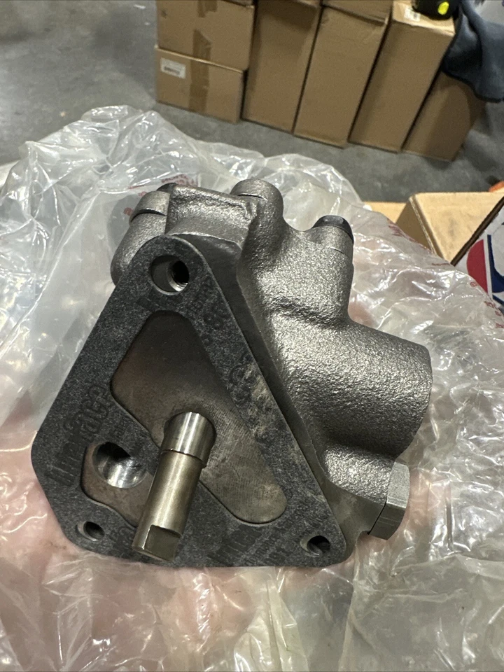 Bomba de aceite de motor - Stock Melling M-41 Foto 1 de 4