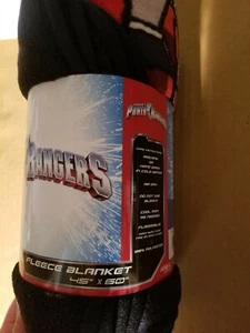 Sabans Power Rangers Megazord Throw (45x60) - Picture 1 of 2