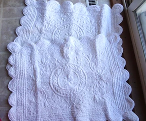 Linen Source White Quilted Pillow Shams (Standard) Free Shipping - Picture 1 of 14