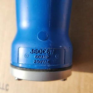 Hubbell 360C6W Pin & Sleeve Female Threaded Connector 60A 250VAC - Picture 1 of 4