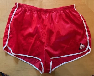 Red Chicago Vintage Retro Shiny Nylon Shorts Sprinter Running Glanz Gay 70's S/M - Picture 1 of 1