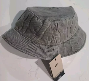 Nike Bucket Hat Knit Life Apex Reversible Green Silver MEDIUM $70 - Picture 1 of 5