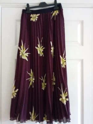 H&M Brown Pleated Lightweight Skirt Yellow Flowers Size 8/10. Eu 36 - Image 1 of 4