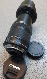 Teleobjetivo macro estabilizador de imagen Canon EF-S 18-135 mm 1:3,5-5,6 IS STM - Imagen 1 de 14