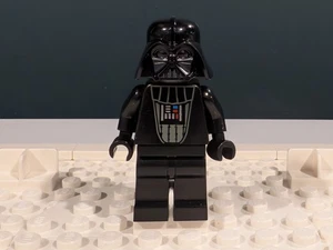 LEGO Star Wars Darth Vader Minifigure SW0138, Episode 3 Without Cape, Set 7251 - Picture 1 of 3