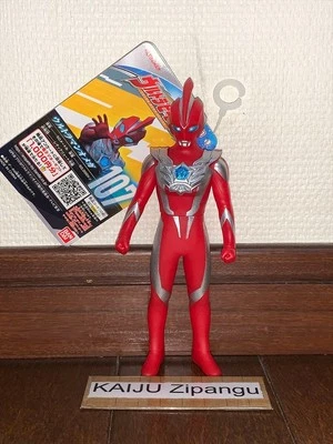 Figura Omega Ultraman 2025 Bandai 6" CON ETIQUETA Ultra Hero Serie 107 Monstruo Foto 1 de 2