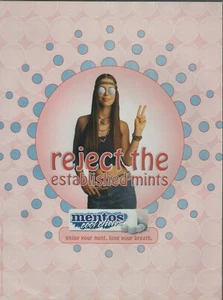 2001 VINTAGE PRINT AD - MENTOS AD - REJECT THE ESTABLISHED MINTS HIPPIE CHICK - Picture 1 of 1