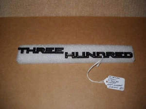 NOS Mopar 1970-1971 Chrysler 300 "THREE" "HUNDRED" Trunk Fender Emblems Mint! - Bild 1 von 2