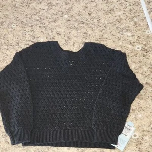 Cat and Jack Girl's Black Knit Pullover Sweater Size XS (4/5) NWT - Picture 1 of 5