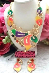 BETSEY JOHNSON SWIRLES OF LEAVES WITH CRYSTAL & ENAMEL NECKLACE & EARRINGS - Picture 1 of 11