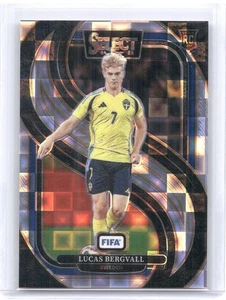 2024-25 Panini Seleziona FIFA #192 LUCAS BERGVALL PANDORA - Foto 1 di 2