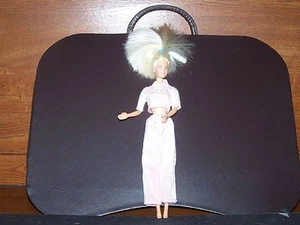 MUÑECA BARBIE CHINA MATTEL 1966 Y TRAJE DE BARBIE GENUINO - Imagen 1 de 12