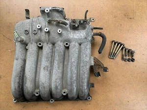 2001-2003 Infiniti QX4 Upper Intake Manifold OEM - Picture 1 of 9